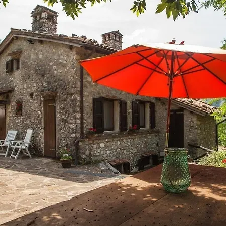 Apartment In Vergemoli Mit Eigener Terrasse - B54869 Fabbriche di Vergemoli